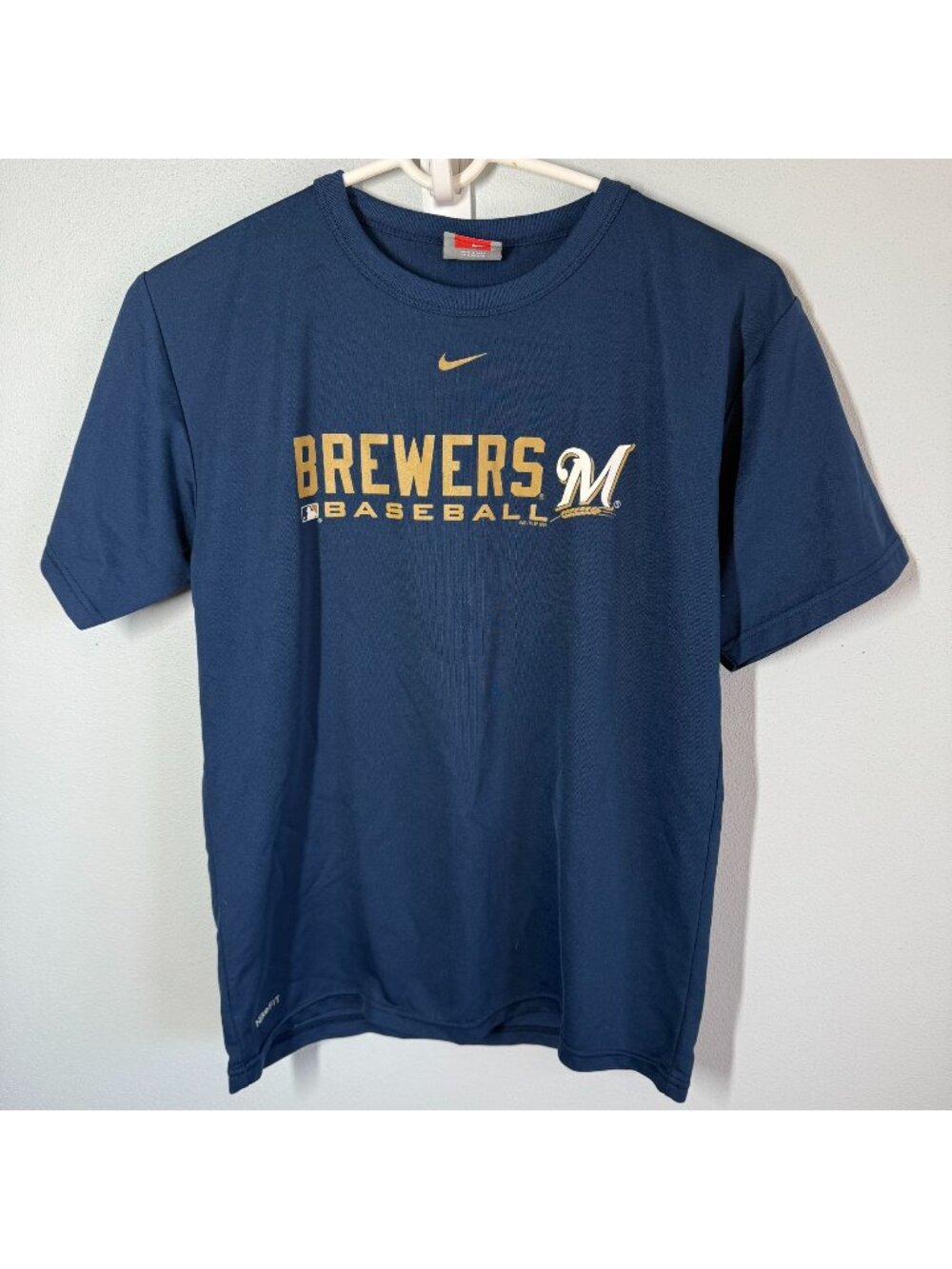 Nike Dri-Fit Milwaukee Brewers Baseball Performace T-Shirt Womens Medium (12/14)